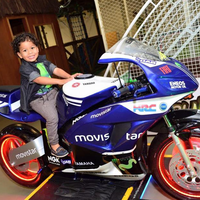 Moto corrida infantil